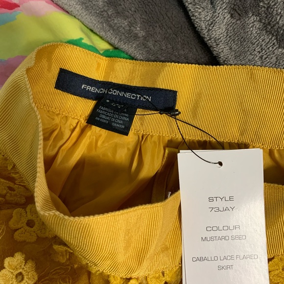 French Connection Caballo Lace Flared Skirt - NWT - Picture 4 of 6